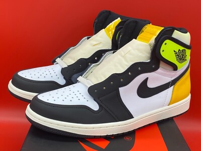 Jordan 1 Retro High Volt University Gold 555088-118 *NEW