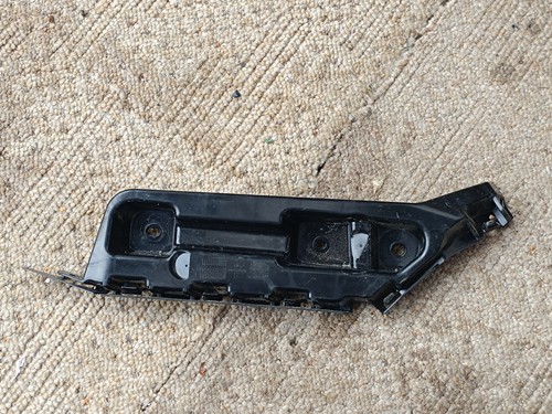 Halter Träger Aufnahme Führung Stoßstange rechts Hinten Cupra Born 10E807394
