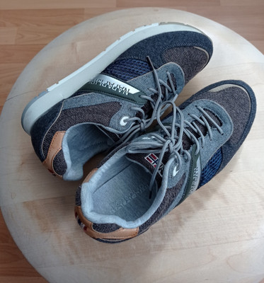 Napapijri Jack Wolfskin The North Face Sneaker Halbschuhe khaki grün, Gr. 40 TOP