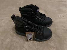 New in box Portwest Steelite Mid Cut Nubuck Safety Boots. UK size 6. T5748