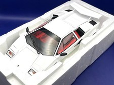 *SUPER RARE* Kyosho 1/18 Lamborghini Countach LP5000S White / Red Interior