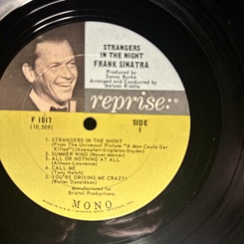 FRANK SINATRA • Strangers In The Night • F 1017 • Mono 12” Vinyl Record LP • - Imagen 5 de 15