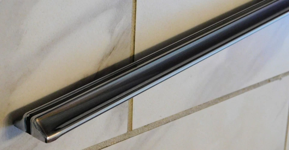 1968 1969 1970 1971 Lincoln Mark III OEM cuarto trasero panel moldura - bonito Foto 3 de 4