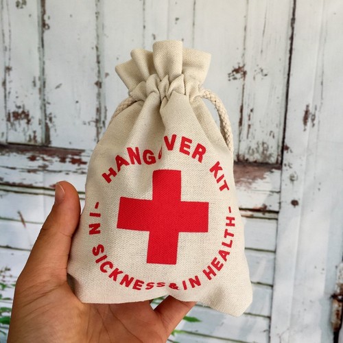 Hangover Kit Cotton Canvas Favour Bags 5pk - Picture 3 of 5