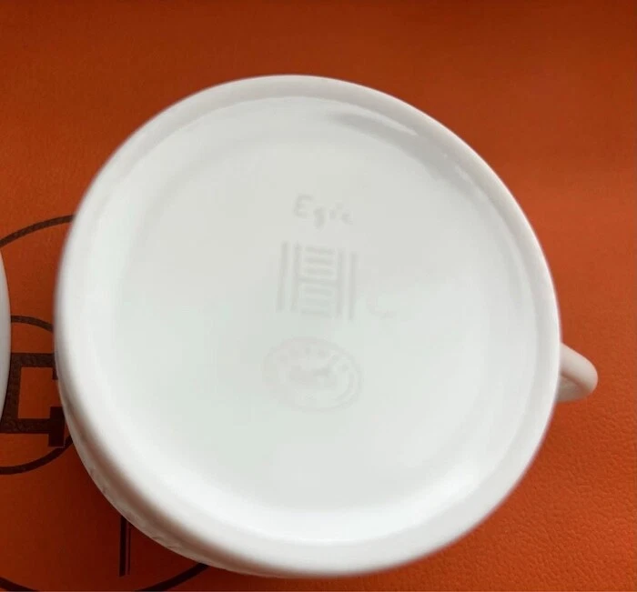 Hermes Taza de Té Platillo Egee Blanco Vajilla Café Latte Ornamento Auténtico Nuevo Sin Usar Foto 3 de 4