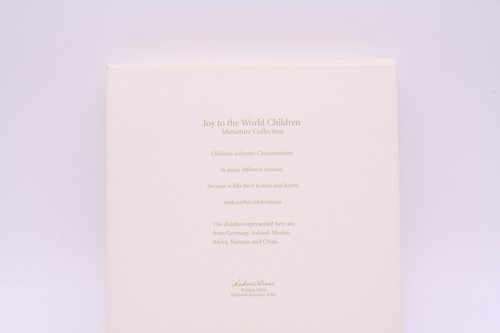 Hallmark Miniature Ornaments Joy To The World Children - Set Of 6 2007 Boxed - Picture 5 of 11