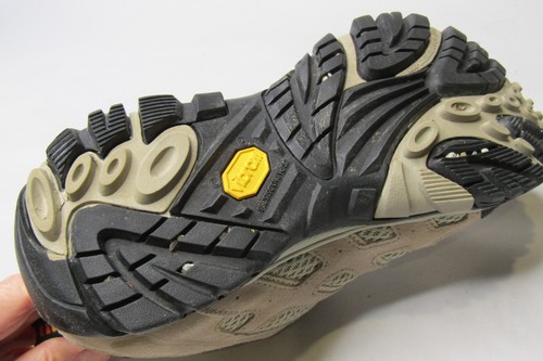 Merrell Women's Moab Ventilator Hiking Trail Shoe Taupe Sz 7.5 Perfect - Picture 6 of 7