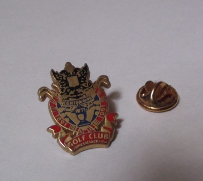 pin's centenaire du golf club de Cannes Mandelieu (zamac signé Arthus Bertrand)