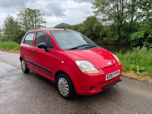 Petrol Chevrolet Cars 5 Doors