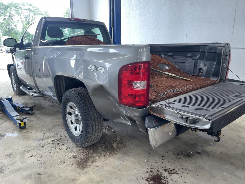 Used Speedometer Gauge fits: 2007 Chevrolet Silverado 1500 pickup new style smoo - Image 3 of 4