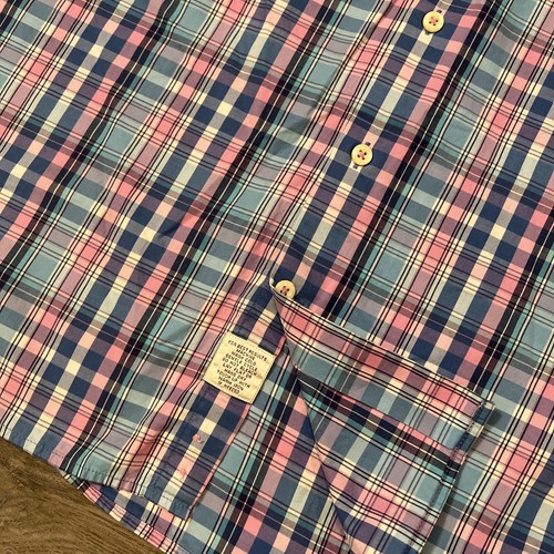Peter Millar Men’s Button Down Shirt Size Large Short Sleeve Holiday Pictures - Picture 3 of 7