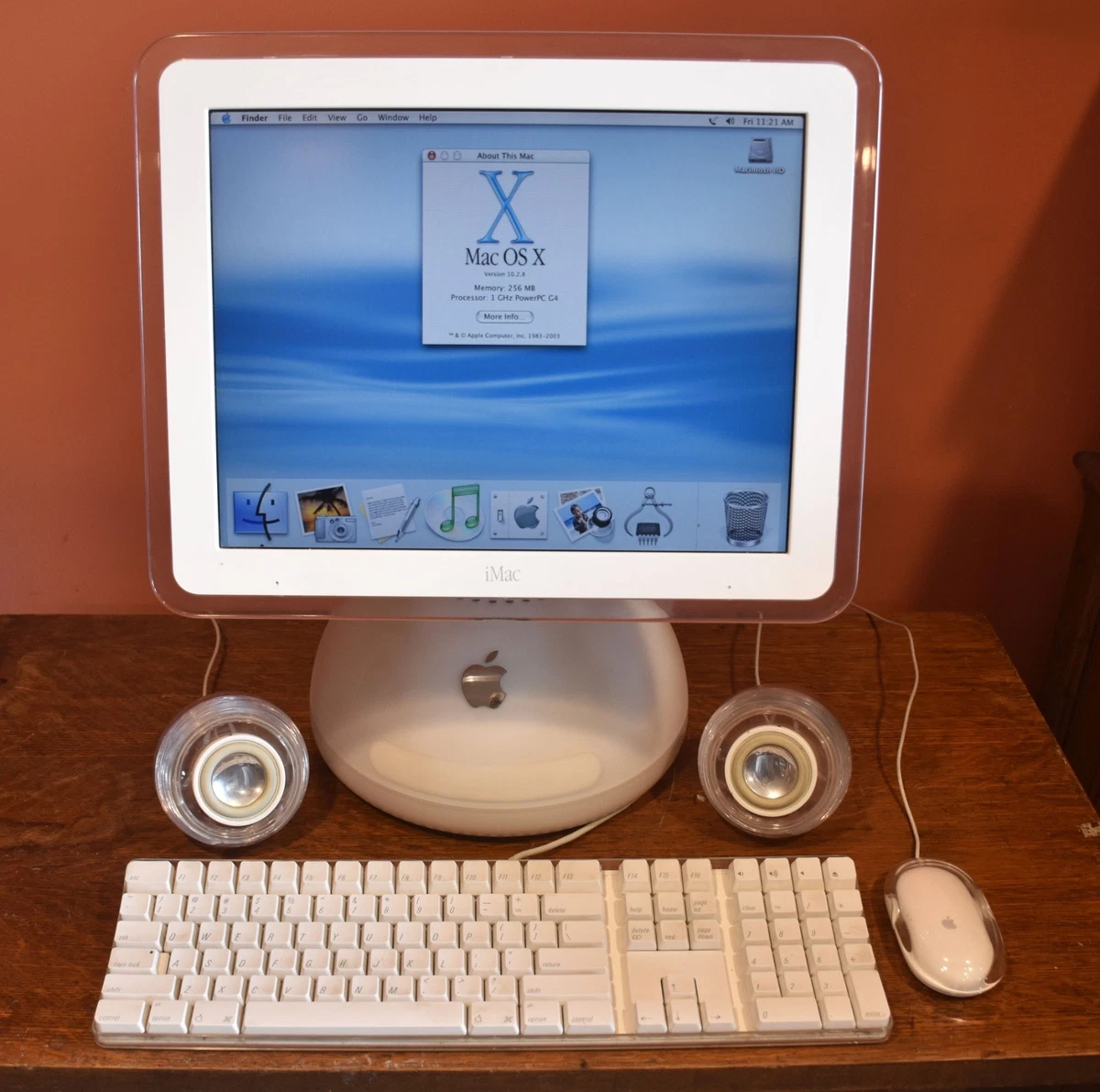 Apple iMac PowerPC G4 Apple All-in-Ones-In - One Computers for