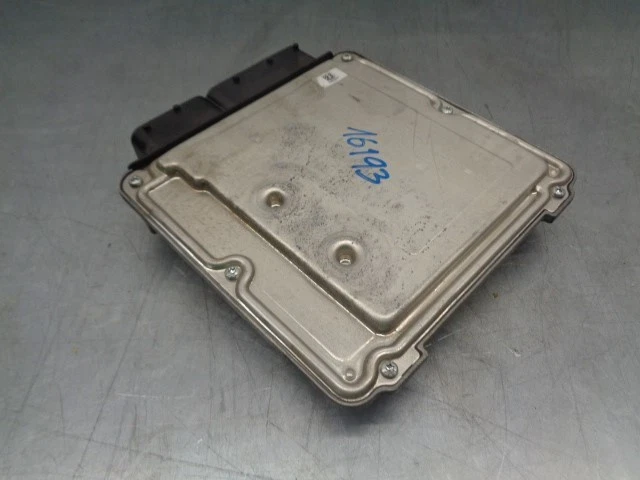 04L907309E CENTRALINA MOTORE / BOSCH / 0281019175 / 4127795 PER SEAT LEON ST 5F - Immagine 2 di 4