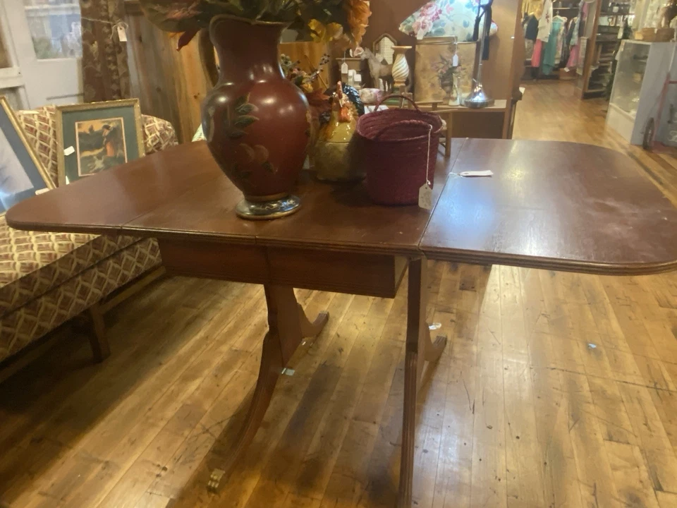 Mesa de comedor antigua poco común estilo Duncan Phyfe hojas caídas, 56x36x30/24x36x30 caída Foto 4 de 4