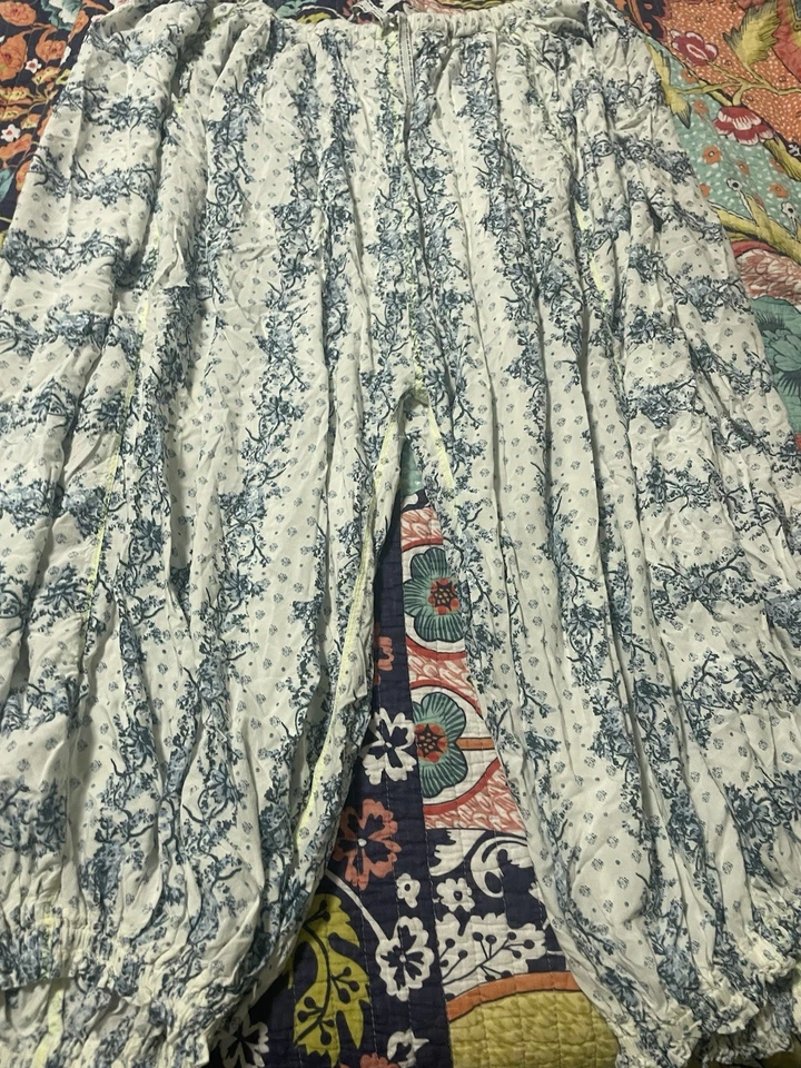 Пижамный набор Free People цвета слоновой кости с цветочным принтом размер большой - Изображение 4 из 4