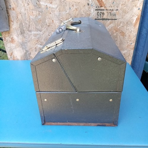 20" Cantilever Four Tray Tool Box - Picture 2 of 14