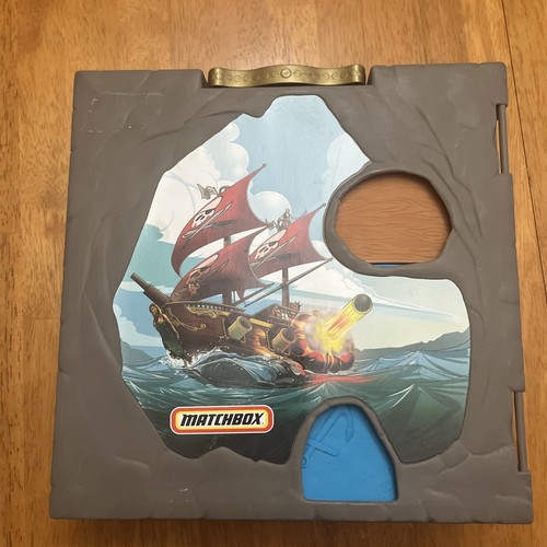 Matchbox 360 Piratenschiff Pop-Up Fold Out Play & Go Set 2006 Mattel Spielzeugkoffer