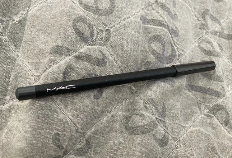 MAC Eye Kohl Pencil Neu Eyeliner