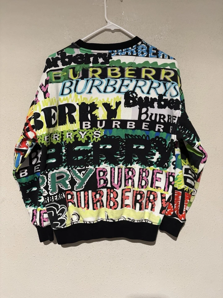 Estampado de logotipo de graffiti de Burberry multicolor para mujer talla Xs de gran tamaño Foto 2 de 4