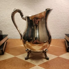 FB Rogers Silver Co Silverplate Water Pitcher Footed Lip Ice Guard Vintage EUC