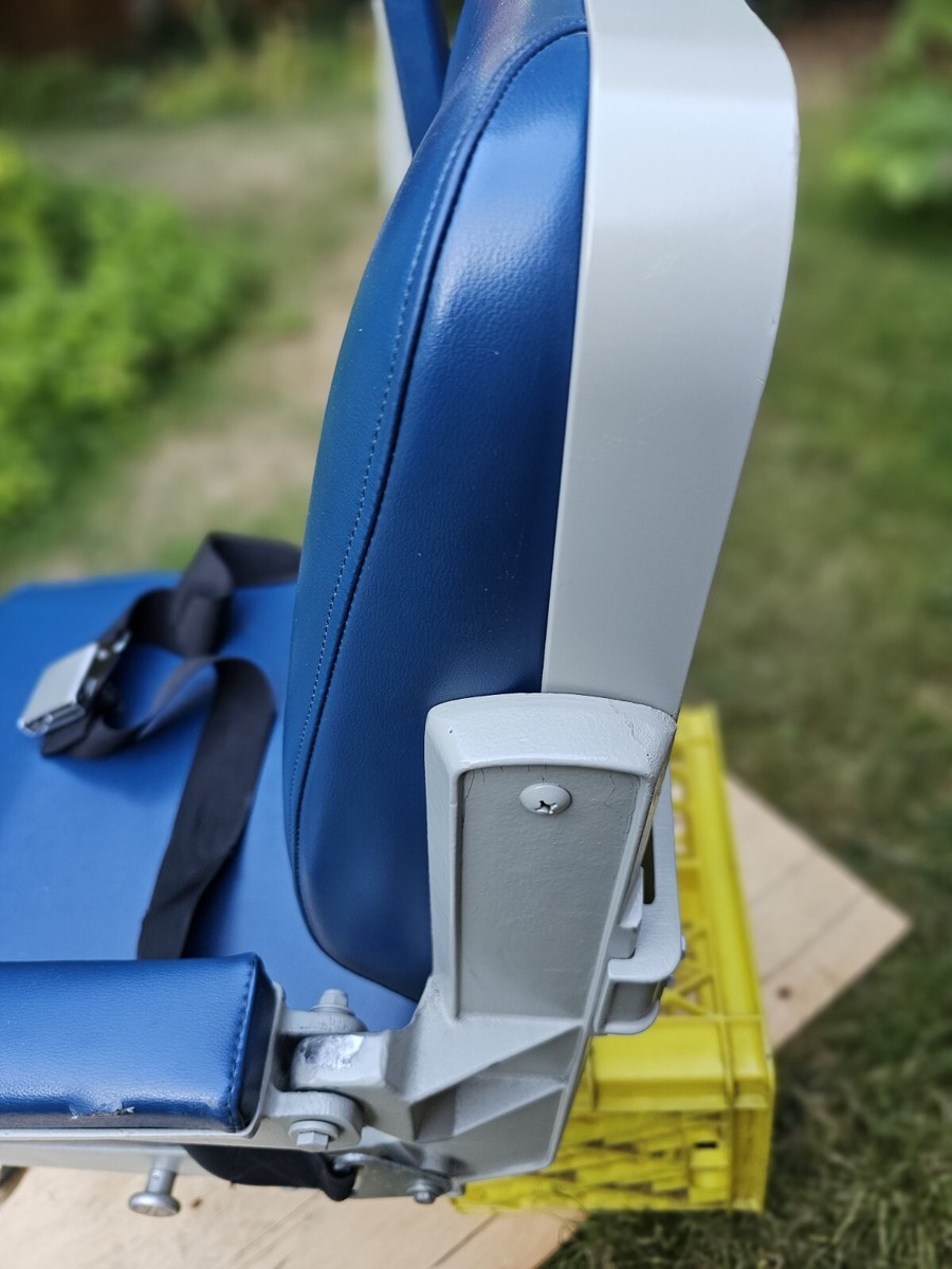 US.NAVY 潜水艦・スツール・アルミ製・米軍払下げ Turnbull Navy Submarine Helmsman Shipboard Bridge Chair Cast