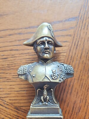 Napoleon Bonaparte Metal Bust Paperweight Made in France 4'' x 2.5'' x 2.5'' 