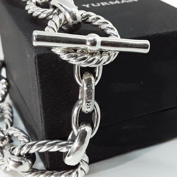 Previously owned David Yurman Link Toggle Bracelet with Blue Sapphires 7" LONG - Image 3 of 4