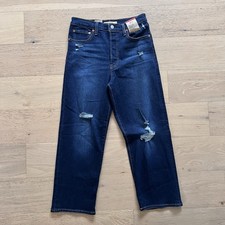 Levi's Women's New With Tags Ribcage Straight Ankle Dark Wash Jeans Size 30