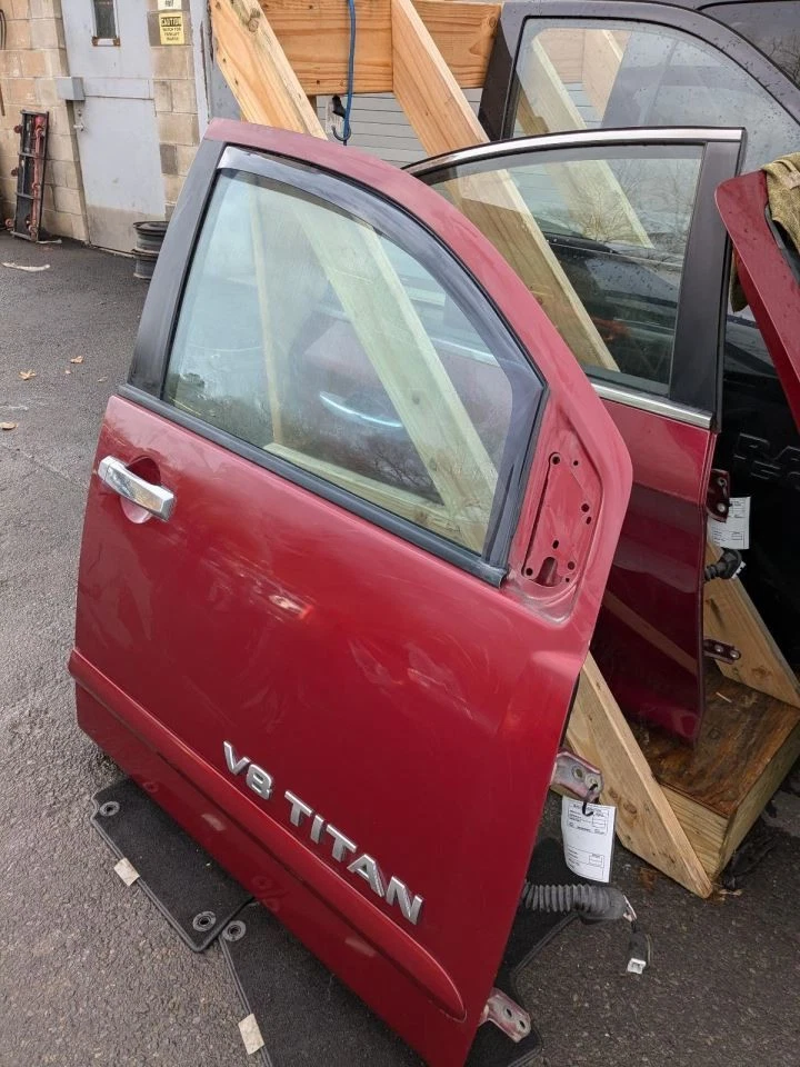 (LOCAL PICKUP ONLY) Passenger Right Front Door Electric Fits 08-14 ARMADA 763374 Foto 3 de 4