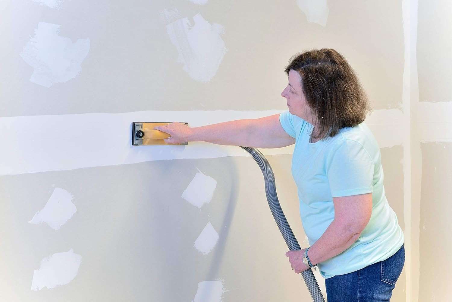 Lightweight 6' Dust-Free Vacuum Sander with EasyClamp System for Professionals