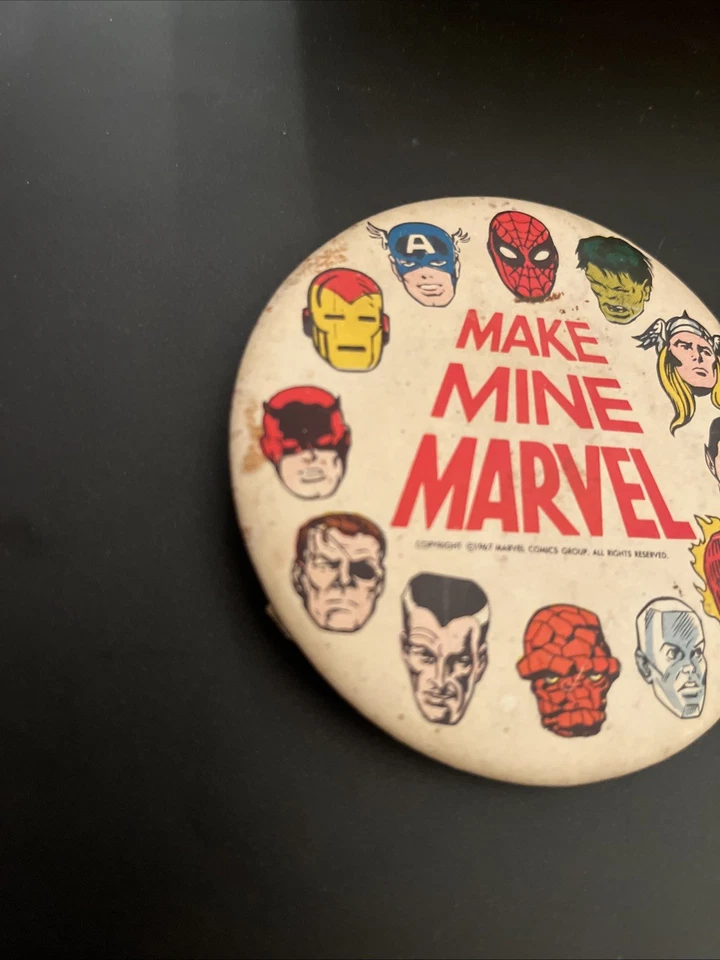 ¡¡Raro!! Prendedor de botón de membresía Make Mine Marvel 1967 vintage 3 1/4" - auténtico Foto 2 de 4