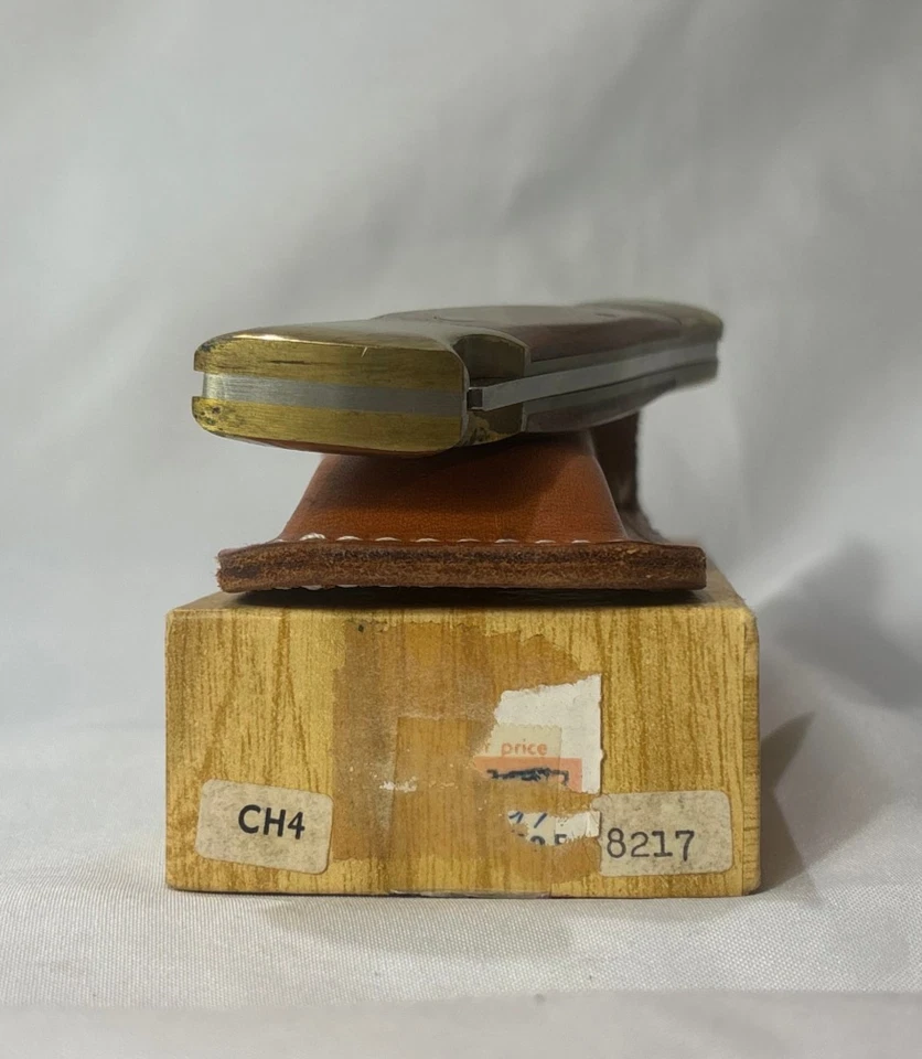 Cuchillo Camillus 1960-76 #4 Jim Catfish Hunter una hoja plegable con funda en caja Foto 2 de 4