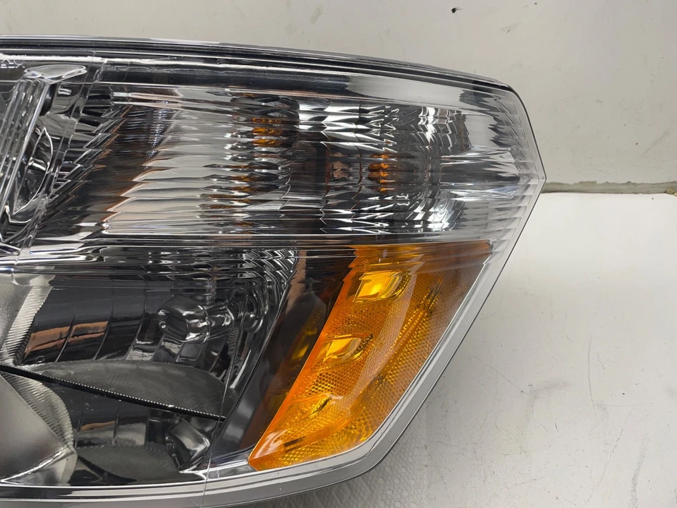 Genuine OEM RH HEADLIGHT FOR 2011 2012 DODGE RAM 1500 2500 3500 68001484AI - Image 3 of 4