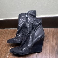 Fergie Aurora Women's Ankle Black Snake Print Bootie Zip Wedge Pointed Toe 7M