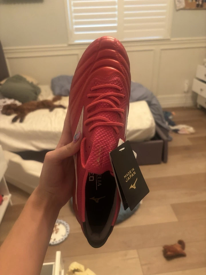 Botines de fútbol Mizuno Morelia Neo IV Beta cuero canguro, talla 11 para hombre, sin usar Foto 2 de 4