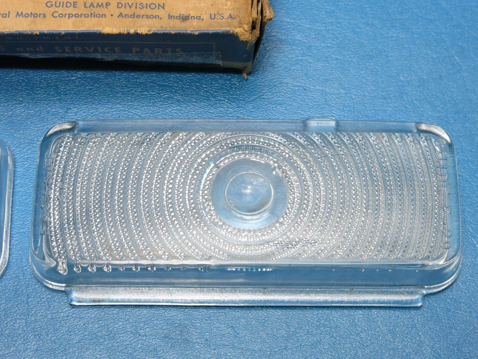 Nuevo Par de Lentes Lámpara de Estacionamiento Torpedo Pontiac Chieftain GM 1949 5938308 Foto 4 de 4