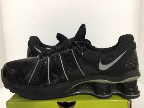 Zapatilla para hombre Nike Shox cognescenti #311116 002 Talla 9 Negro  \