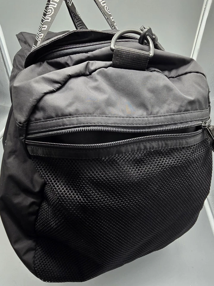 Hollister Gym Duffle Bag Letter Strap Black - Image 3 of 4