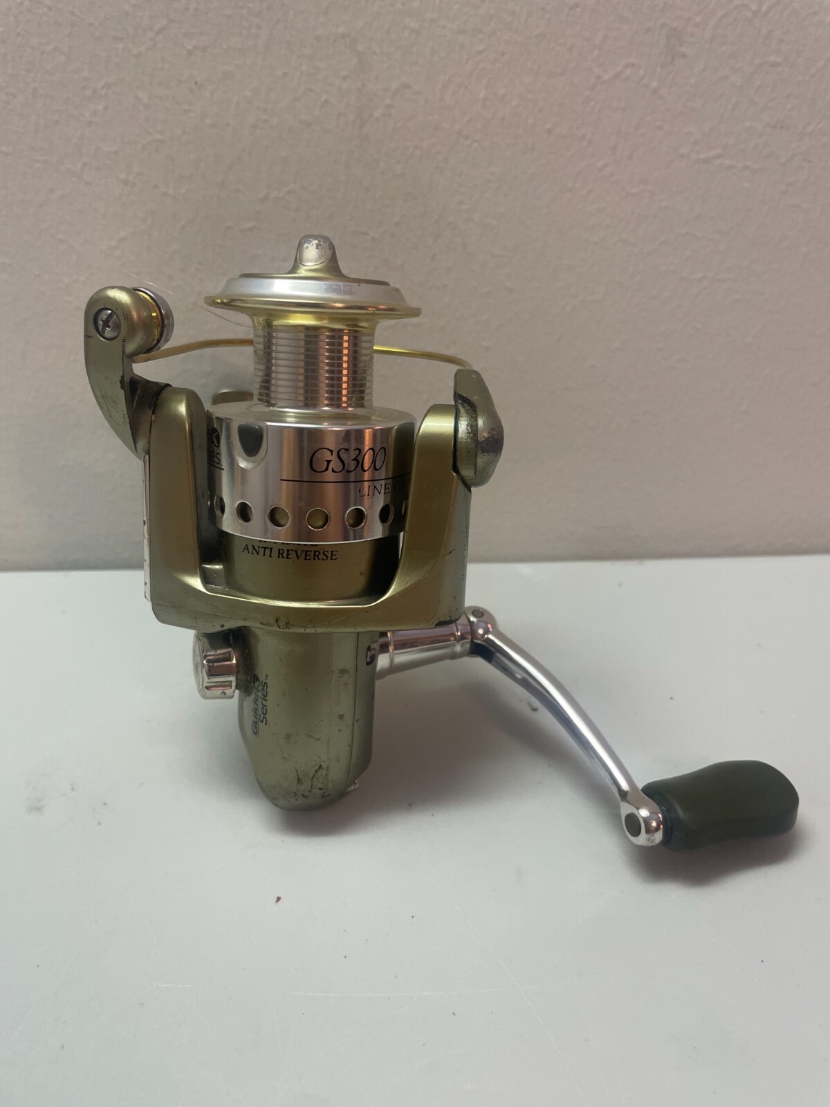 Guide Series GS300 Titanium Line Roller FISHING REEL Gear Ratio 5.0:1 - 5 Ball B