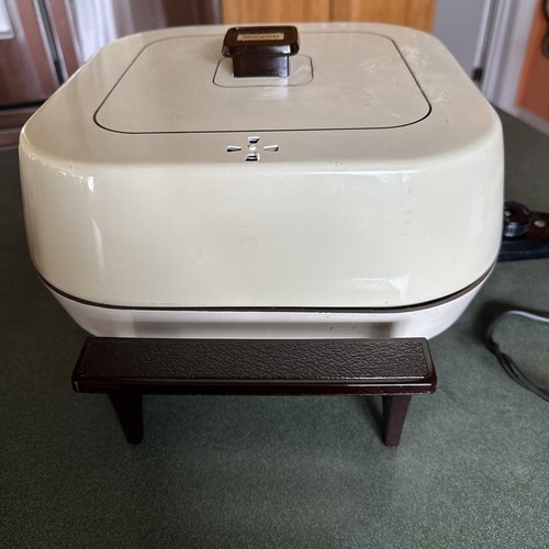 VTG Sunbeam 12"x12" Frypan Electric Skillet Multi Cooker 80s Almond TESTED&WORKS - Picture 3 of 15