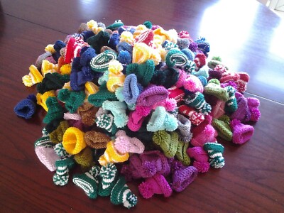  HANDGESTRICKTE EI GEMÜTLICH/COSIES KLEINE HÜTE ***** LUCKY DIP *****