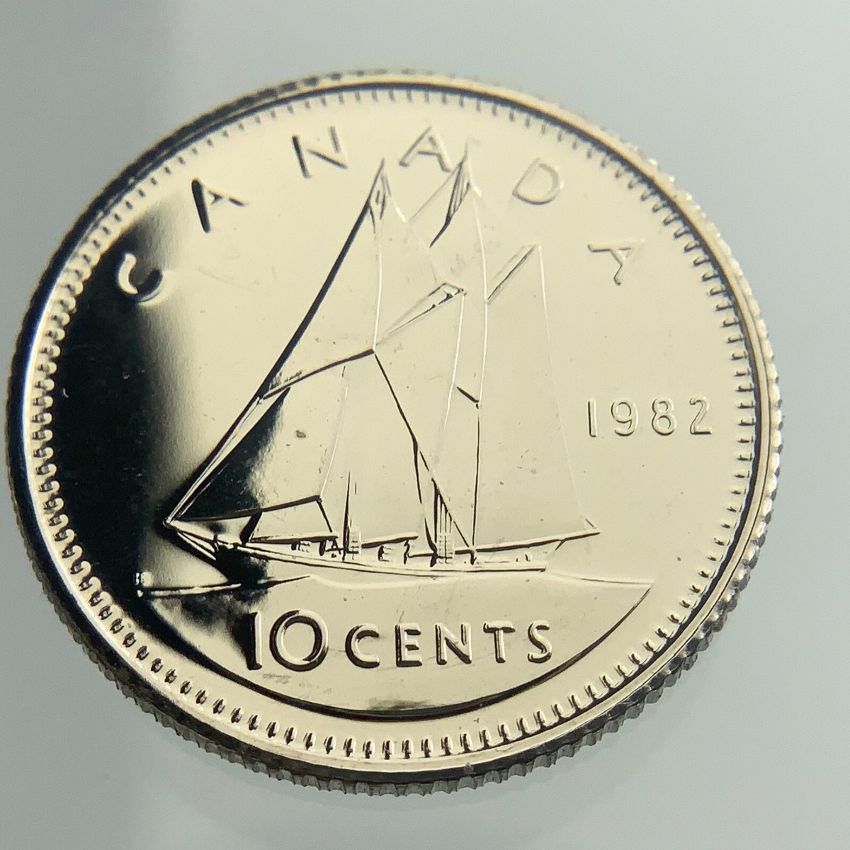1982 Canada Ten 10 Cents Dime KM# 77.2 Uncirculated Coin From Set