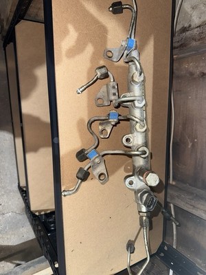 Bosch 5.9 ISB 24v Cummins Turbo Diesel Fuel Injection Rail With Lines ORM