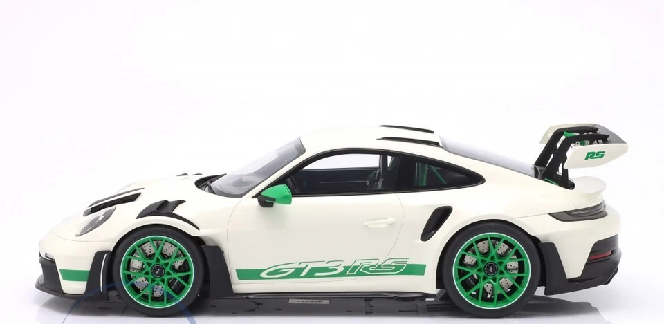 PORSCHE 911 GT3 RS TRIBUTE CARRERA LARGE 1:12 SCALE MODEL BY GT950 GT SPIRIT NEW - Image 3 of 4