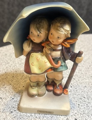 Goebel   『Stormy Weather』 Vintage M. J. Hummel Goebel 
