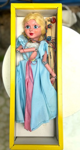 Pelham Puppets “Cinderella” Marionette – Made in England – Original Box