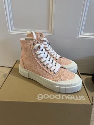 Brand New Good Shoes Juice canvas high-top sneakers Pink Size