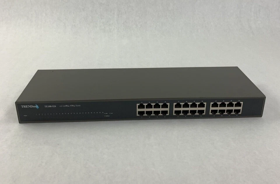 Trendnet Fast Managed Ethernet Switch TE100-S24g - Image 2 of 4