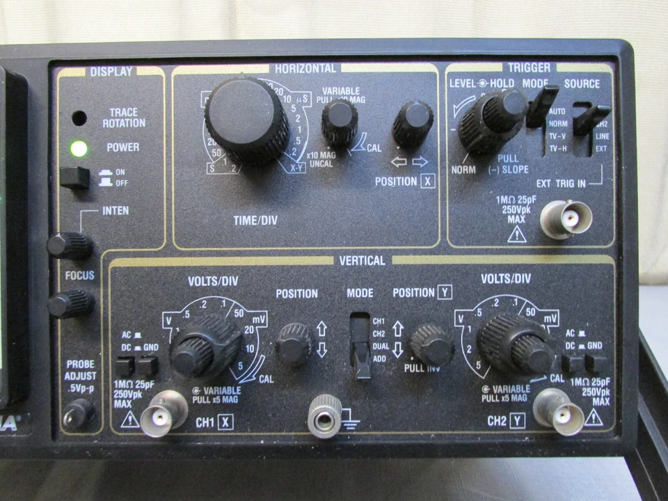 Tenma 72-3055 20MHz Oscilloscope Service Benchtop 2-Channel Analog s/n 1971518 - Image 3 of 4