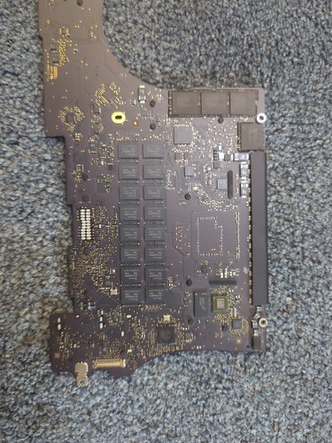 Scheda logica DIFETTOSA per MacBook Pro 15" A1398 EMC 2910 RICAMBI - Foto 10 di 14